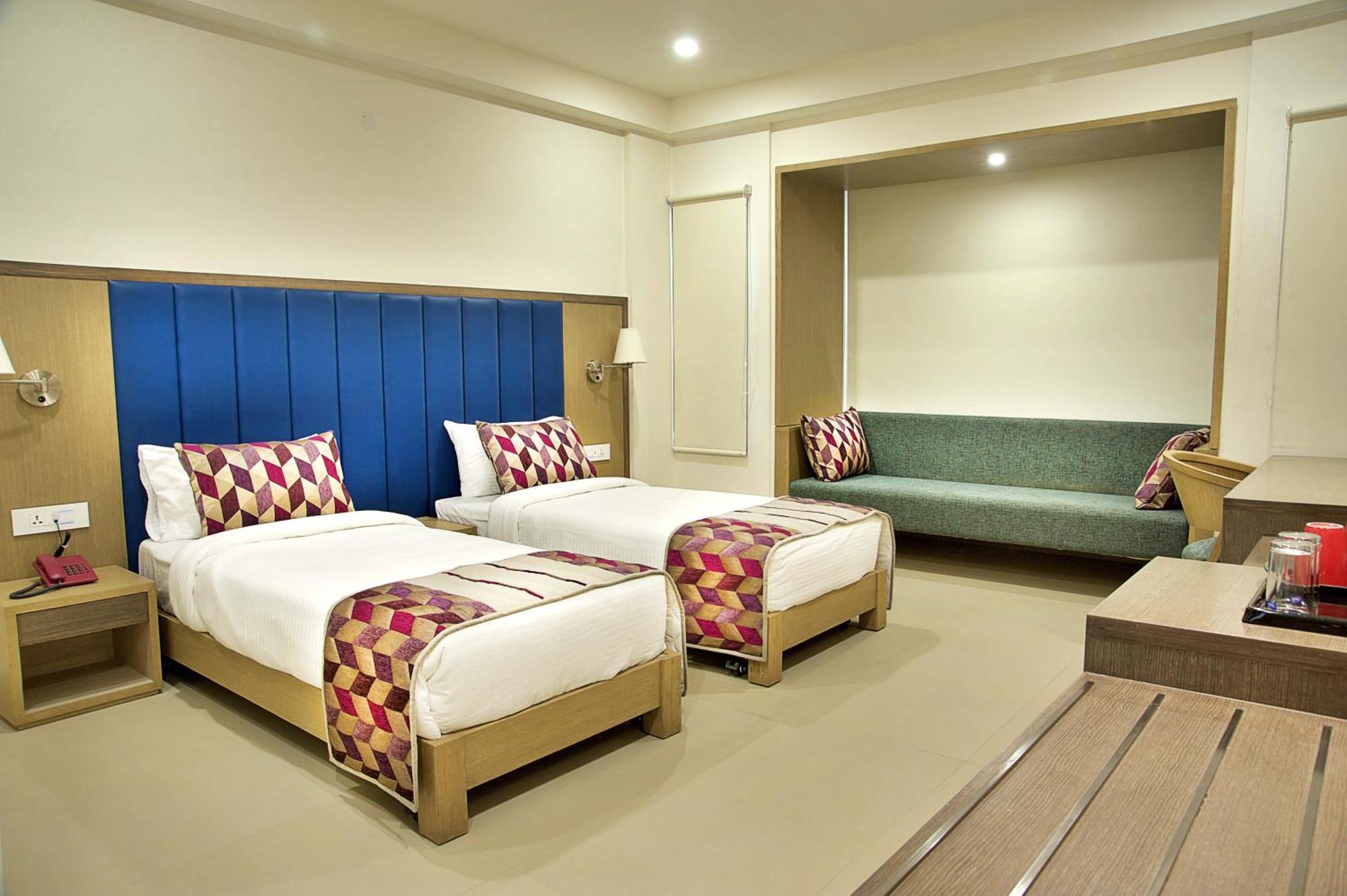 Purple Cloud Hotel Devanahalli Luaran gambar