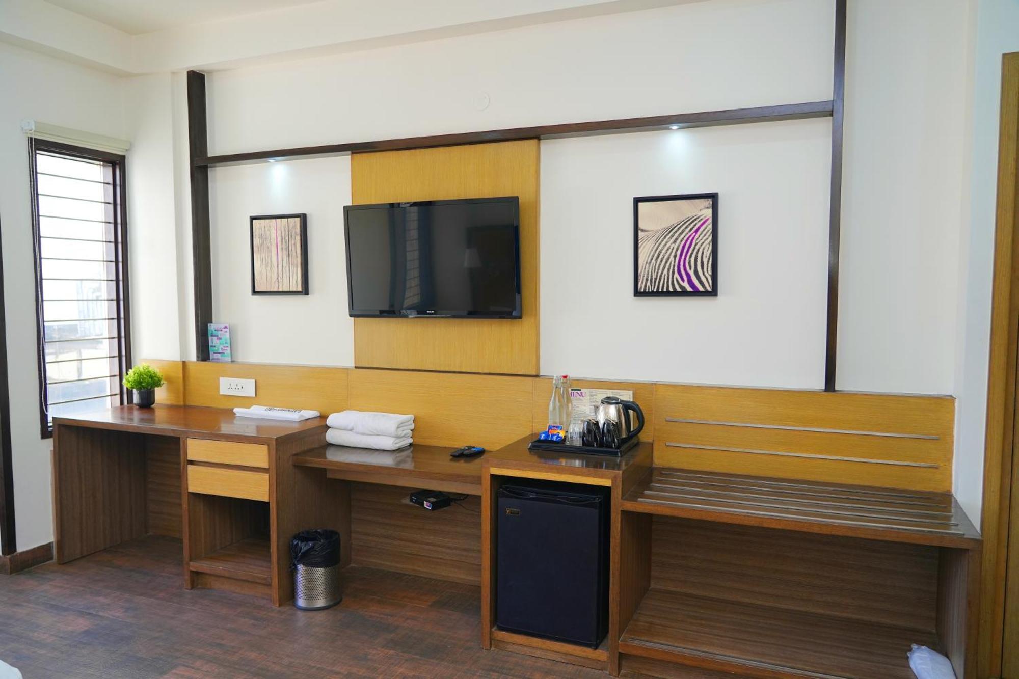 Purple Cloud Hotel Devanahalli Luaran gambar